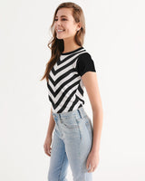 
              B&W Retro - Fitted Tee
            