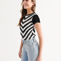 B&W Retro - Fitted Tee