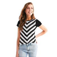 
              B&W Retro - Fitted Tee
            