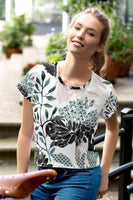 
              Floral Aquarelle - Crop Tee
            